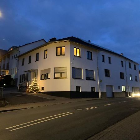 Pension Am Amtsgericht Eiterfeld Bagian luar foto