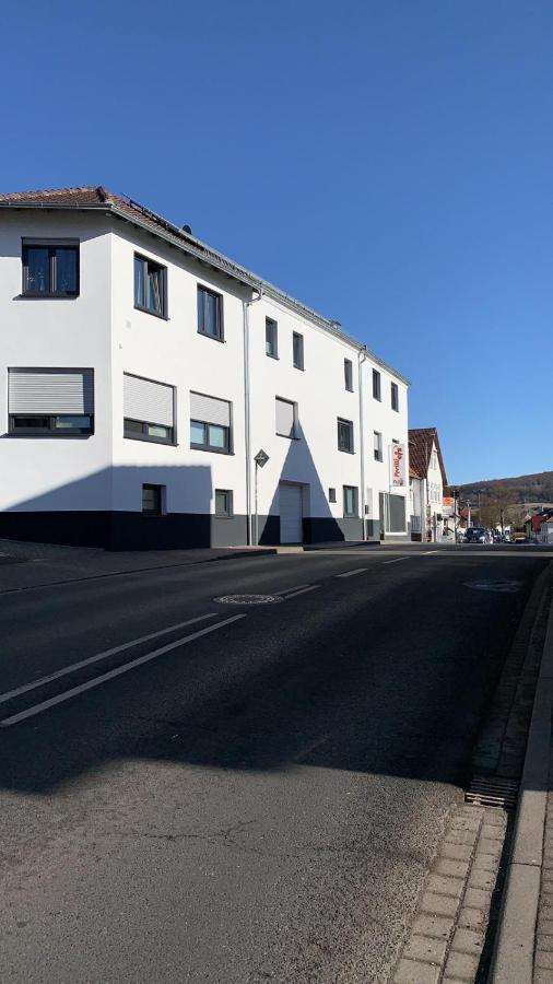 Pension Am Amtsgericht Eiterfeld Bagian luar foto